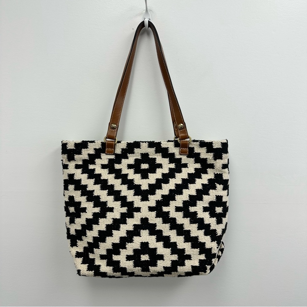 ⛔️SOLD⛔️Patricia Nash Black & Cream Hand Loomed Aztec Pattern Leather Strap Tote - Picture 5 of 10